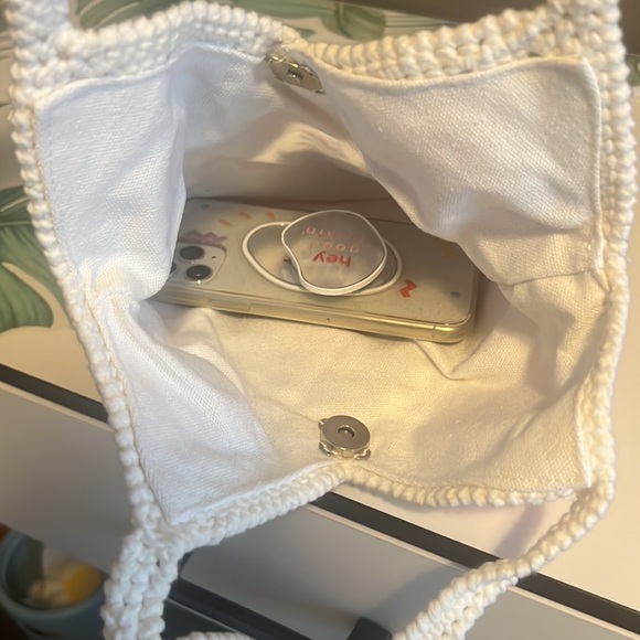 Handmade Woven Camellia Flower Tote Bag - Picture 10 of 10